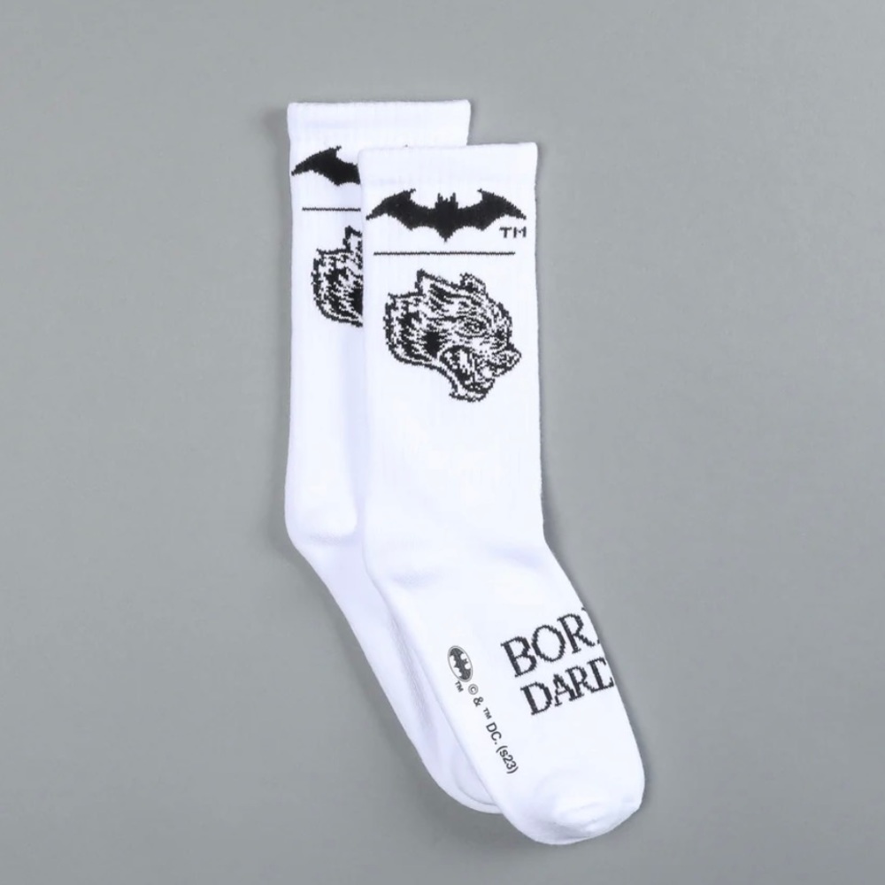 DARCNESS CLASSIC SOCKS IN WHITE